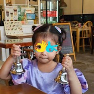 ริงเดอะเบลล์คาเฟ่ Onnut 84