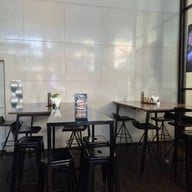 Dee lounge โนโวเทล กรุงเทพ เพลินจิต