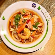 นายอู๋ ก๋วยเตี๋ยวเนื้อผักสด อุดรธานี