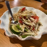 ไก่ย่างเสือใหญ่ วัดพระศรีฯ