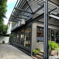 Cold Spring Café Chokchai 4 soi 72