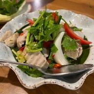 ไก่ย่างเสือใหญ่ วัดพระศรีฯ
