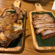 ไก่ย่างเสือใหญ่ วัดพระศรีฯ