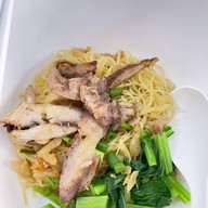 เมนูของร้าน บะหมี่เกี๊ยวกวางตุ้ง 2451 ปากซอยเจริญกรุง 79