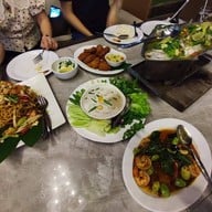 เฌอ เฌอ ซีฟู้ด ระยอง