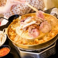 ชวนกินหมูกระทะ บรรทัดทอง