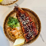 Fukuden Izakaya Tuna Ichiban Sriracha