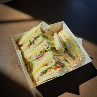 เมนูของร้าน The BARANEE CLUB