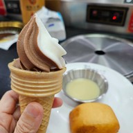 สุกี้จินดา บางบัวทอง