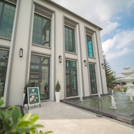 หน้าร้าน The BARANEE CLUB