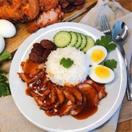 ซูซานหมูกรอบ Susan Crispy Pork ป่าตอง ภูเก็ต