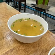 เมนูของร้าน ข้าวมันไก่ เจ๊อ้วน เสนานิคม