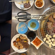 ซารัง Sarang Korean Grill & Sushi Bar สุราษฎร์ธานี