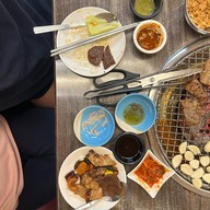 ซารัง Sarang Korean Grill & Sushi Bar สุราษฎร์ธานี