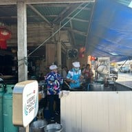 เลี้ยงพานิช