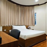 Phu Place Bangsaen | ภูเพลส์ บางแสน