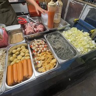 ร้านอู้ฟู่หม่าล่าหม้อไฟอินดี้ปิ่นเกล้า -