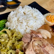 ลุงณัฐ เตี๋ยวเนื้อตุ๋น หมูตุ๋น ข้าวหมูแดง หมูกรอบ ข้าวขาหมู สูตรนครปฐม ลุงณัฐ เตี๋ยวเนื้อตุ๋น หมูตุ๋น ข้าวหมูแดง หมูกรอบ ข้าวขาหมู สูตรนครปฐม