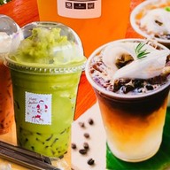 New New Coffee หน้า ป๋าดม คาร์แคร์