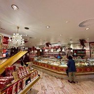 Reber Spezialitäten Café and Restaurant