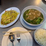 สมยศ ข้าวต้มรอบดึก (Som Yot Khaotom Rop Duek)โชคชัย 4 ซอย 72  โชคชัย 9