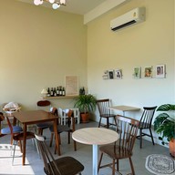 Remind cafe and bistro -