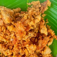 ข้าวเหนียวหมูทอดล้ำลำ