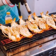 คุณนายทะเลดองใหม่ ในซอยจุฬา18! บรรทัดทอง