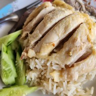 โดมข้าวมันไก่