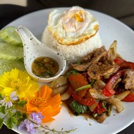 Bunga Angelic Garden Cafe & Stay