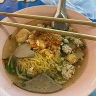 เมนูของร้าน ก๋วยจั๊บหวานเย็นเจ๊อ้อย