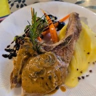 Eat at Rincome U Nimman Chiang Mai