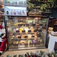 บรรยากาศ Khotcher's Cafe  .