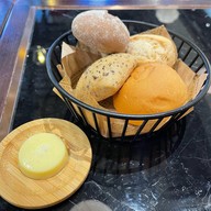 เมนูของร้าน Bread Street Kitchen Emsphere
