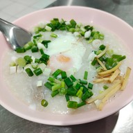 เมนูของร้าน โจ๊กสามย่าน ลำลูกกา คลองสอง