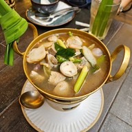 เมนูของร้าน Cafe Chilli เอ็มควอเทียร์