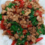 ยำแหนมข้าวทอด พงษ์เพชร