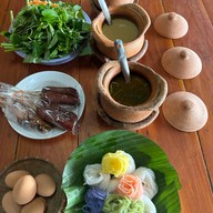 บุญมีขนมจีน