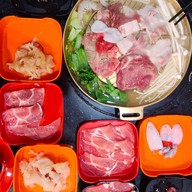 เมนูของร้าน สุกี้ตี๋น้อย สาขาเลียบด่วน 2