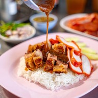 เมนูของร้าน ร้านข้าวหมูแดงแสงทอง ข้างคิวรถระโนดสงขลา