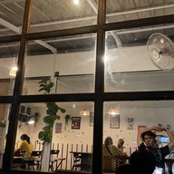 หน้าร้าน Workboxes cafe' -