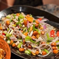 เมนูของร้าน Chin Bo Dang - ชิ้น โบ แดง The Emquartier