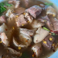 เมนูของร้าน ลาบป้านอม