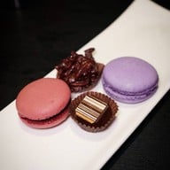 Rib Room and Bar Steakhouse โรงแรมแลนด์มาร์ค กรุงเทพฯ