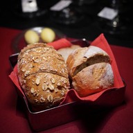 Rib Room and Bar Steakhouse โรงแรมแลนด์มาร์ค กรุงเทพฯ