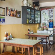 ข้าวหมูแดง 100 ปี นายกี่