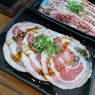 NIKURO เนื้อย่างเตาถ่านสไตล์ญี่ปุ่น สะพานควาย