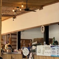 บ้านติดดิน บ้านติดดิน