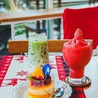 ต้นไม้และใบผัก อัมพวา, สมุทรสงคราม