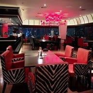 Rib Room and Bar Steakhouse โรงแรมแลนด์มาร์ค กรุงเทพฯ